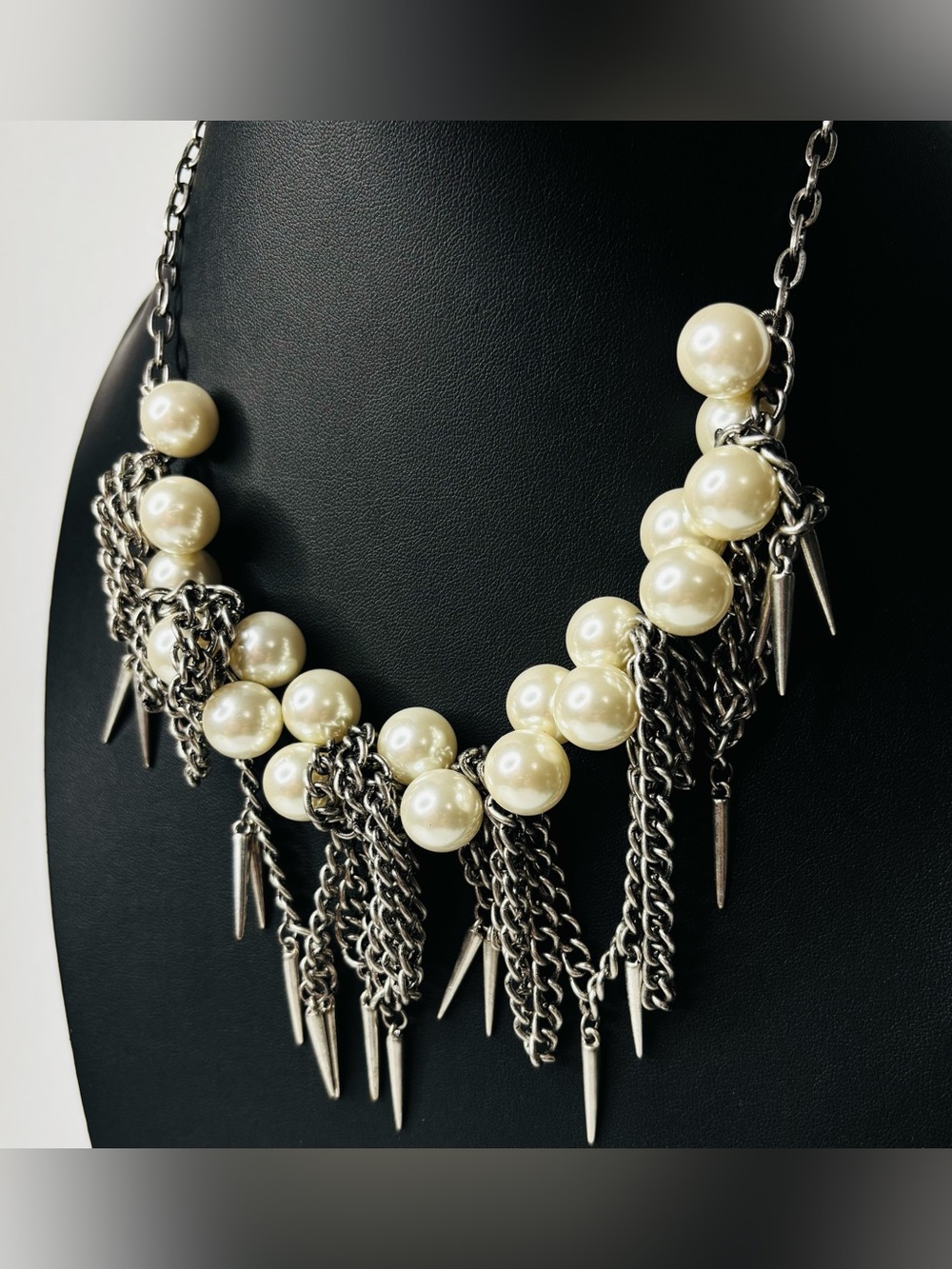 Banana Republic Pearl and Spike Statement Necklace - Picture 3 of 4